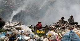 03062008_Tajik_rubbish_258-2.jpg