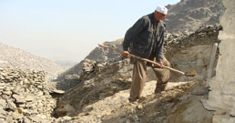 04072008-kabul-slums-258.jpg