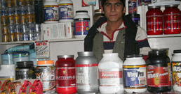 06-11-2008-Kabul_bush_bazzar-258.jpg