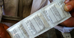 063008-condom3-258.jpg