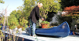 08-10-2009-Boat_dwellers-258-4.jpg