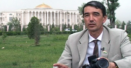 23-06-2010-Shuhratyar_photo_exhibition-258.jpg