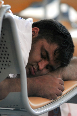 المپیک آتن، ۲۰۰۴. <br />
پشت صحنه ای از حسین رضازاده در المپیک آتن.   