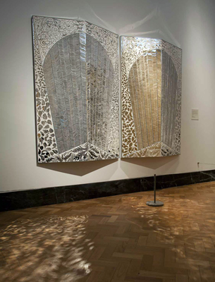 Monir Shahroudy Farmanfarmaian<br />
Birds of Paradise, 2008<br />
Mirror mosaic and reverse glass painting<br />
