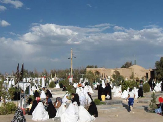 مراسم جشن نیمه شعبان یا جیر جیرنی در ورزنه